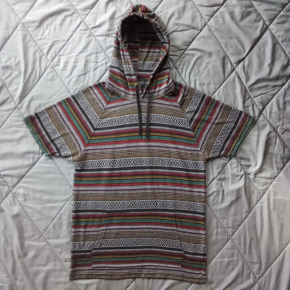 Women's Striped Multi Colored Short Sleeve Hoodie Sweatshirt Beautiful Giant - Picture 9 of 15